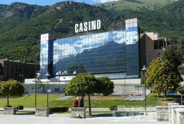 Casino de la Vallée: protesta della Giunta che chiede la riapertura