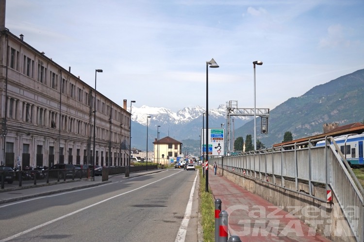 Aosta: la sosta in via Paravera resta gratuita