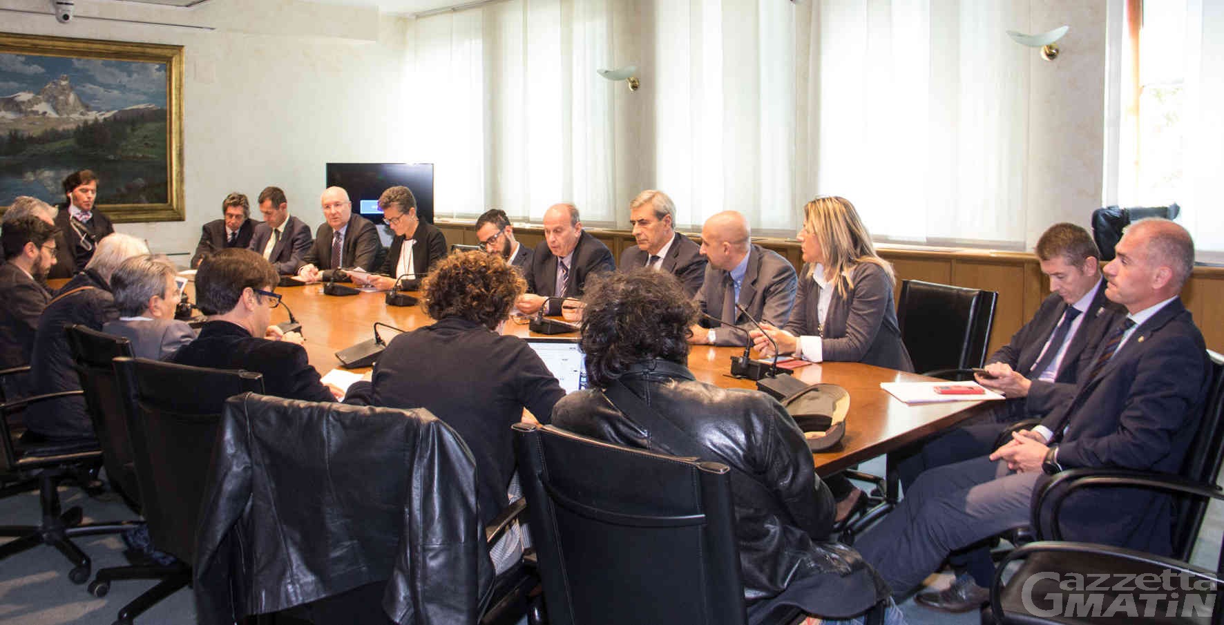 Minoranza: «il presidente Viérin ostaggio della sua maggioranza» Minoranza: «il presidente Viérin ostaggio della sua maggioranza»