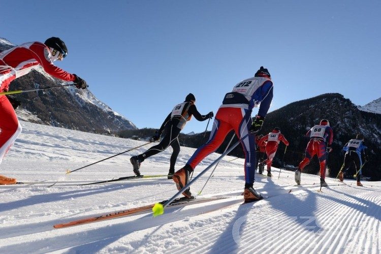 Lo sci di fondo riparte, ma con cautela: piste aperte in Valle d’Aosta dal 12 dicembre