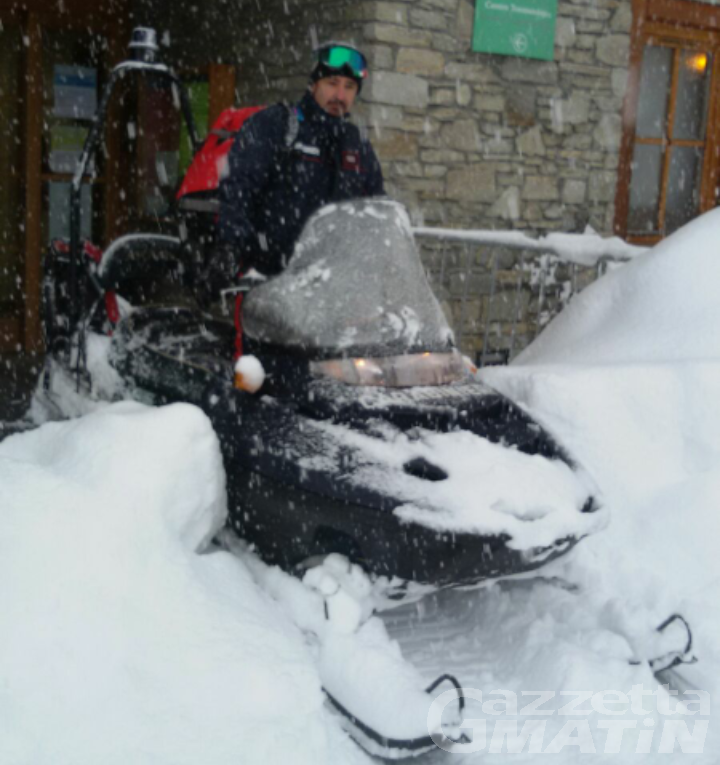 Cervinia: servizio in motoslitta per le emergenze