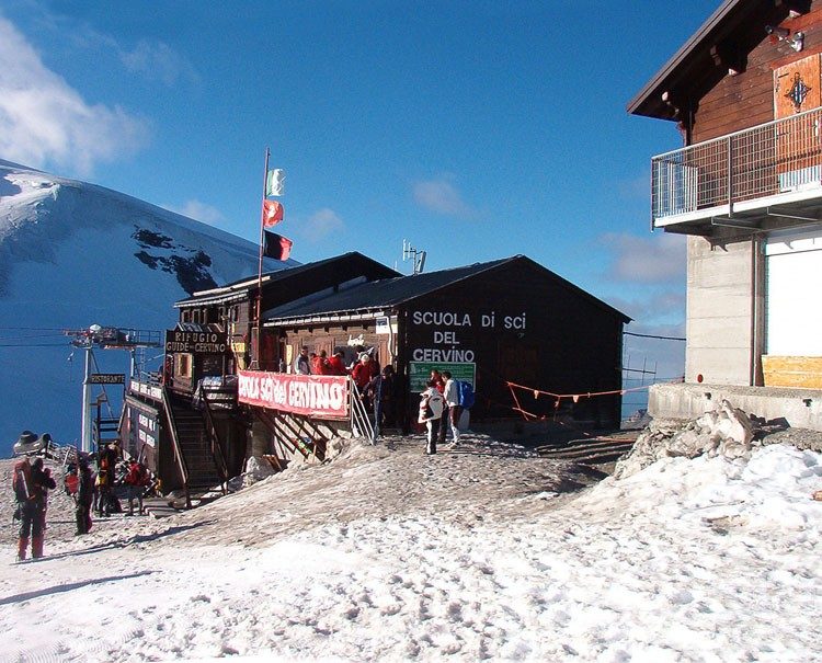 Governo Conte, niente ristori per i rifugi alpini: la Lega: «Solo parole e nessun aiuto per la montagna»
