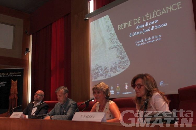 Evento, al Castello di Sarre gli abiti della regina