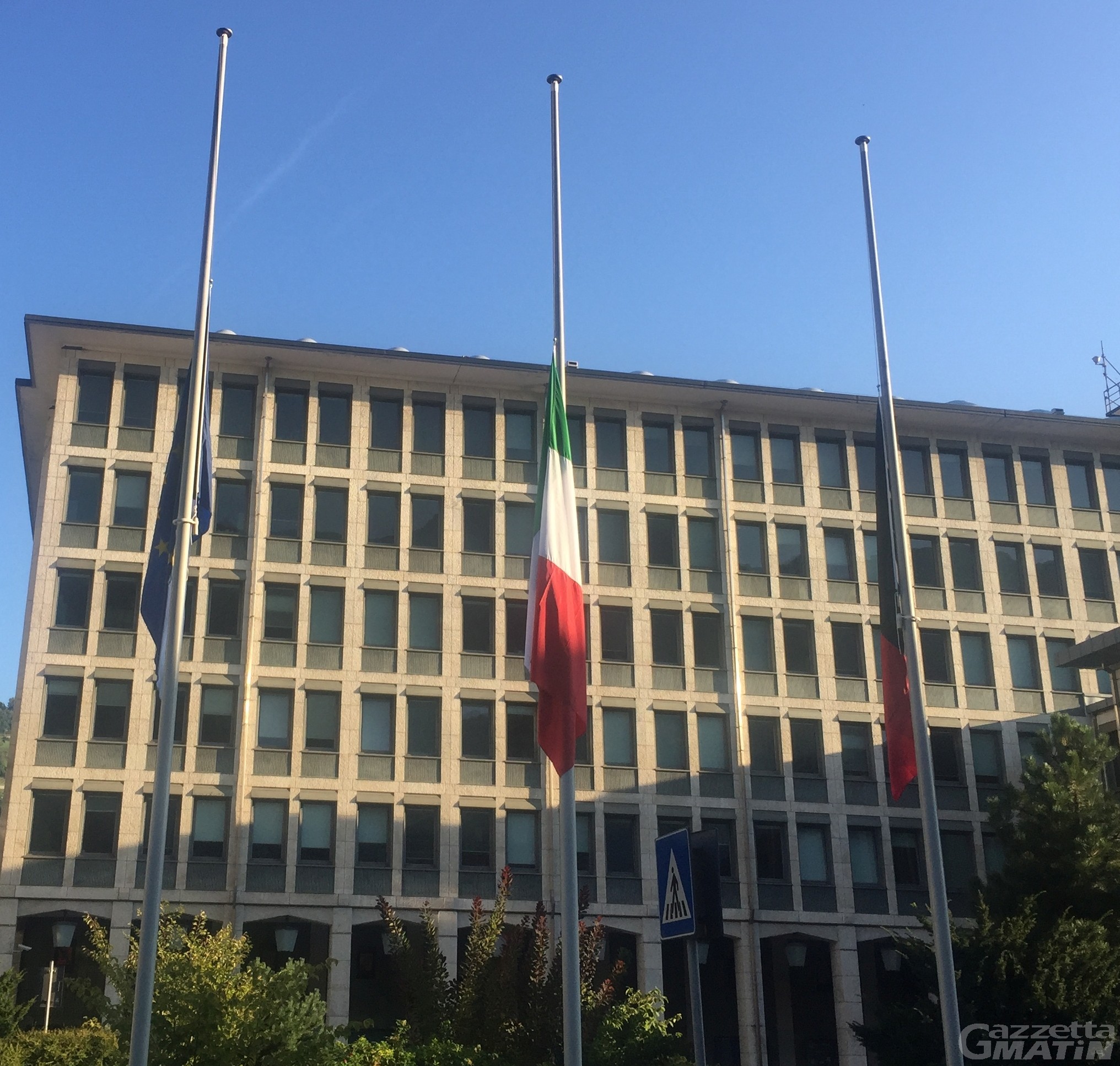 Crollo ponte Morandi: la Valle in lutto per Genova