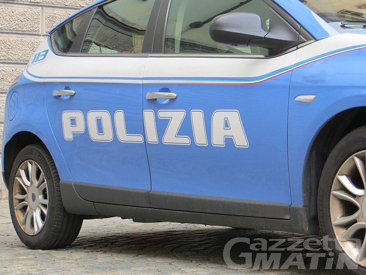 Aosta, trovato un cadavere sull’argine della Dora Baltea