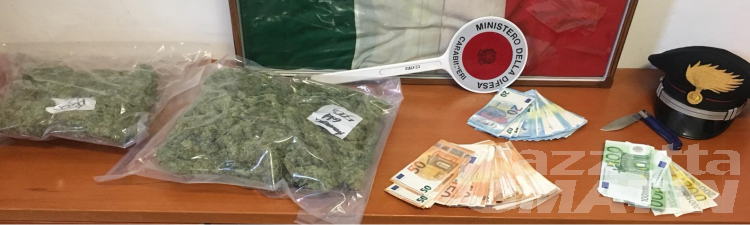 Spaccio: trasportavano 1kg di marijuana, arrestati