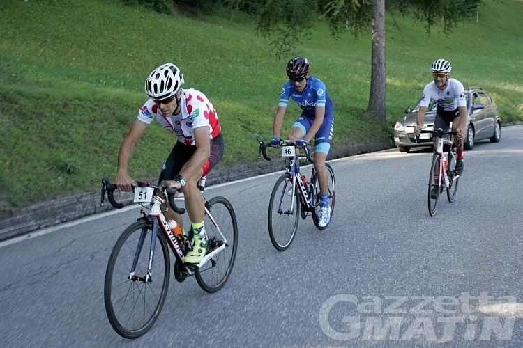 Ciclismo: Cuaz vince a Pila, ma Roveyaz trionfa nel Circuit du Grimpeur