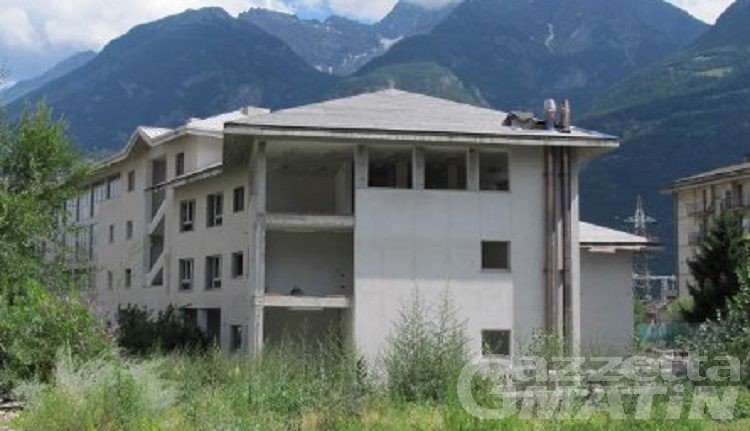 Aosta, dopo oltre 20 anni per il centro polifunzionale di via Brocherel uno spiraglio di luce