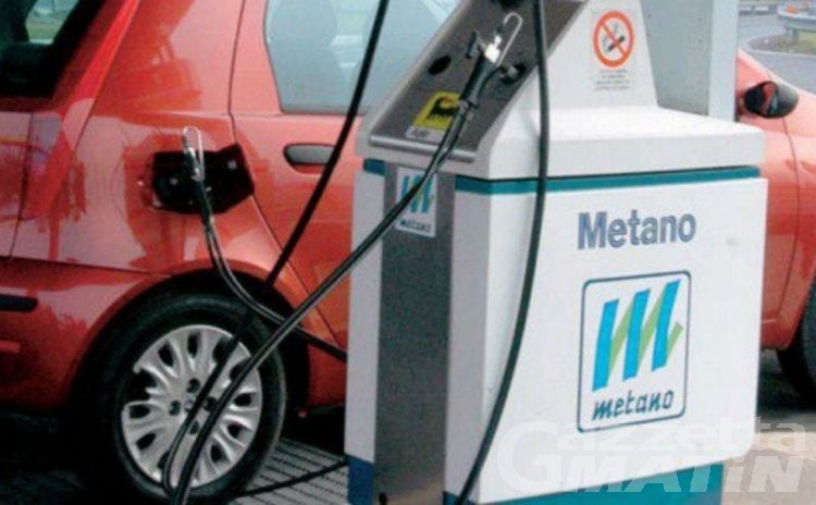 Mobilità: incentivi per le auto a metano