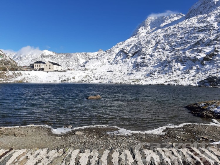 Strada: da lunedì chiuso il valico del Gran San Bernardo