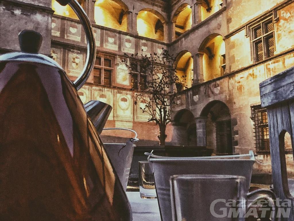 Beni culturali: torna il Té al castello di Issogne Beni culturali: torna il Té al castello di Issogne