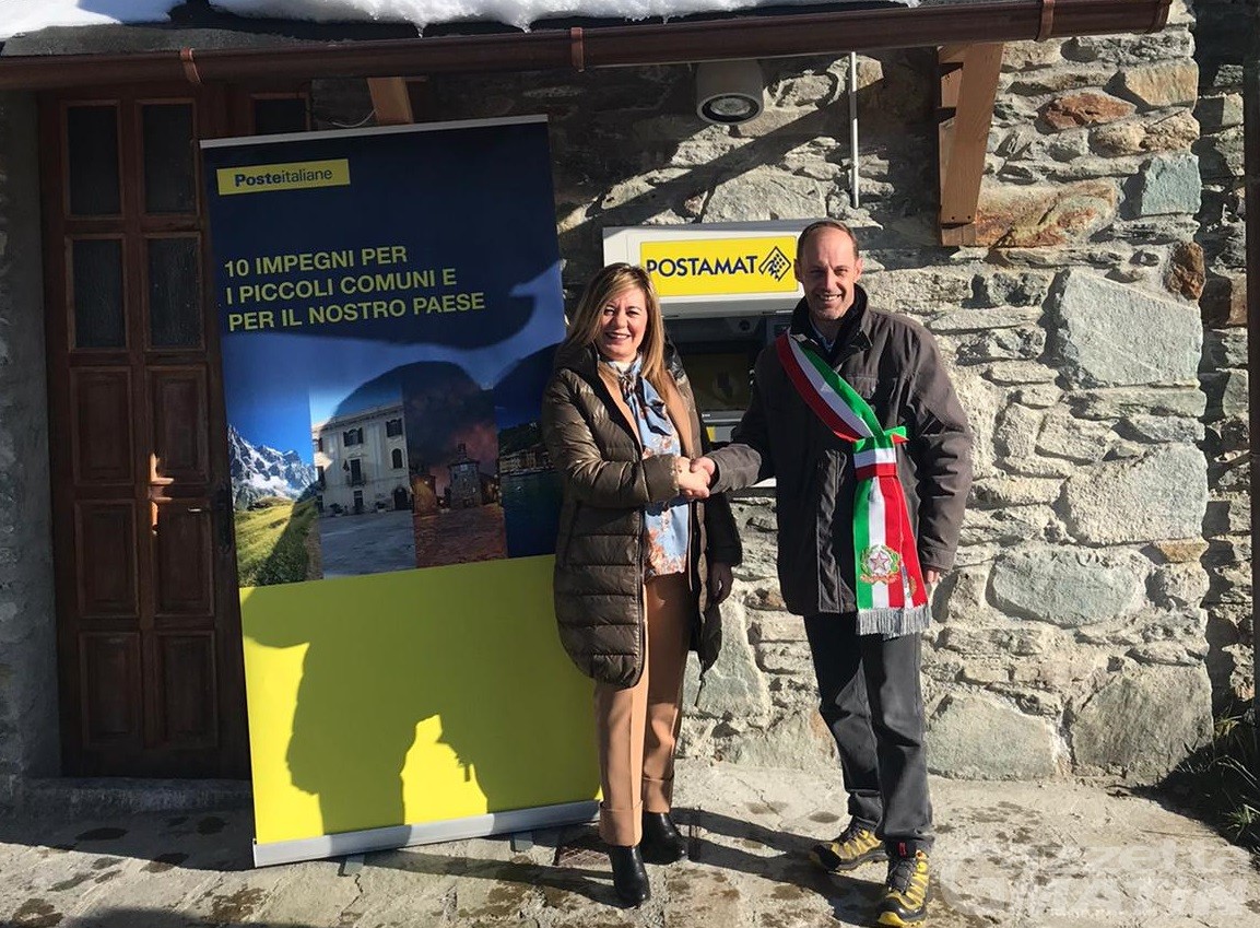 La Magdeleine, installato sportello automatico Poste Italiane La Magdeleine, installato sportello automatico Poste Italiane