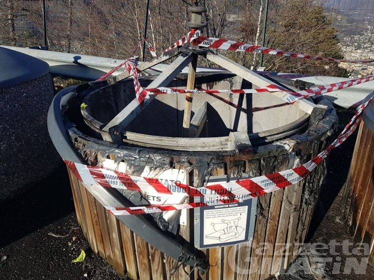 Molok in fiamme a Gressan, il sindaco: «Fare attenzione ai rifiuti che si depositano»