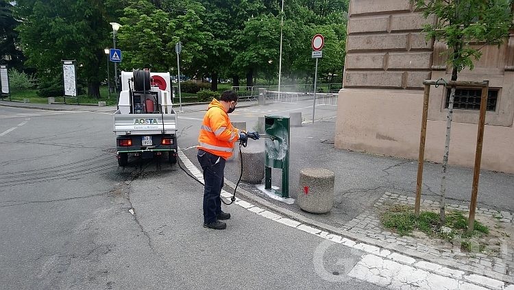 Coronavirus, Aosta: pulizie e sanificazioni di strade e vicoli avviate il 2 marzo