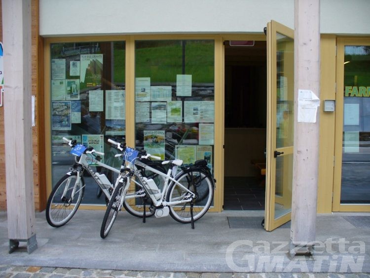 Mobilità sostenibile: in arrivo contributi per auto elettriche ed e-bike
