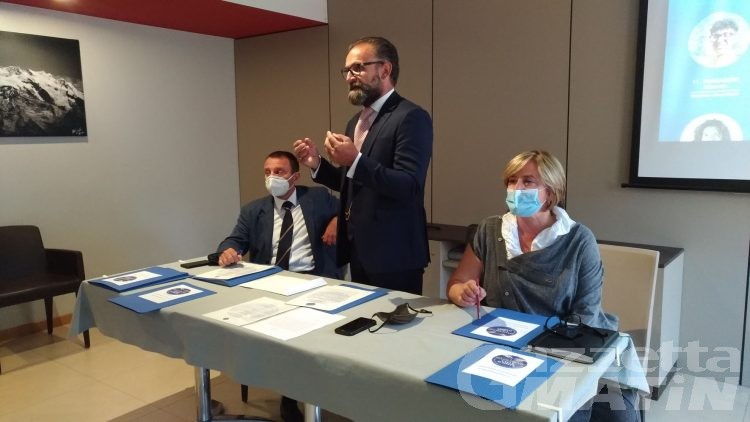 Aosta, Rinascimento: ordinanze quarantena, il sindaco Nuti non scarichi i barili
