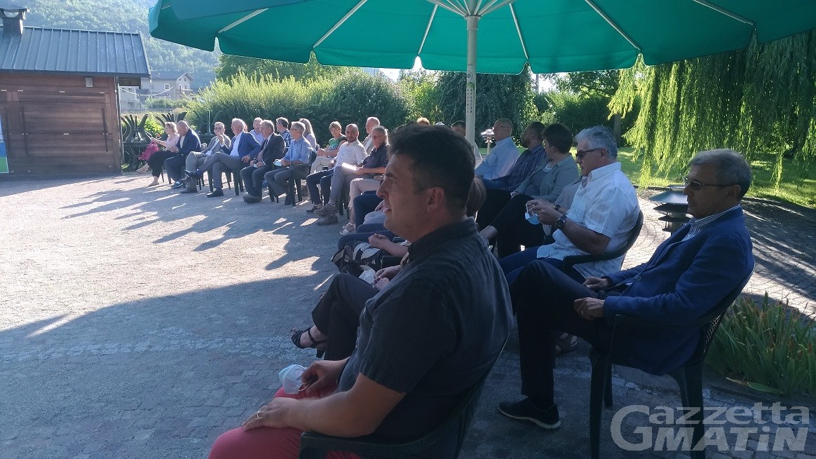 Elezioni, Av-Sa-Iv: «La nostra è l’unica vera proposta di serietà e governabilità» Elezioni, Av-Sa-Iv: «La nostra è l’unica vera proposta di serietà e governabilità»