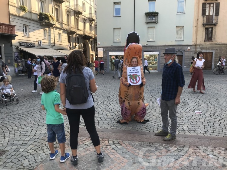 Elezioni Aosta, Potere al Popolo: «stanchi dei dinosauri della politica!»