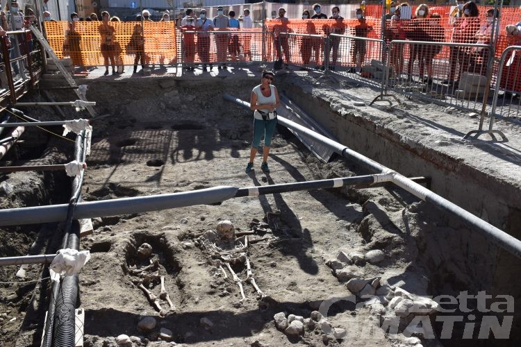 Aosta: gli scavi archeologici di piazza della Cattedrale svelano nuovi frammenti di storia