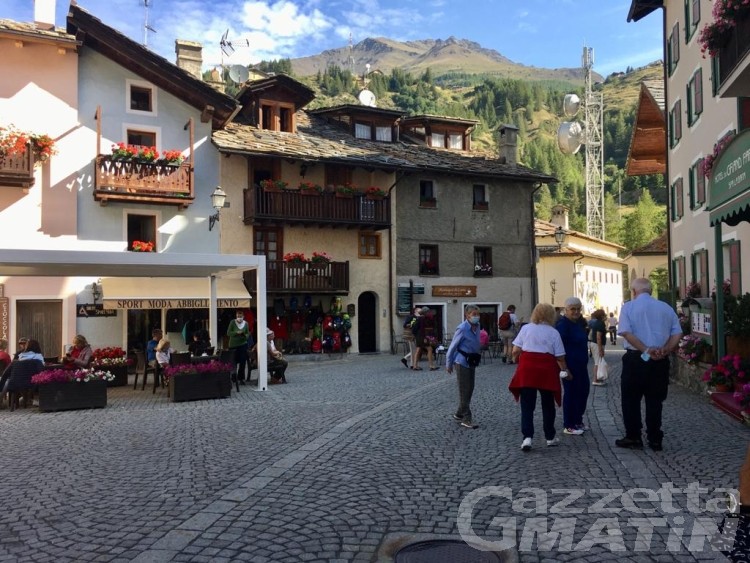 Cogne, il Covid ha riportato la villeggiatura Cogne, il Covid ha riportato la villeggiatura