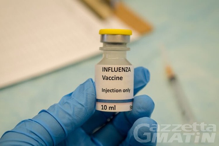 Influenza: sedute vaccinali per chi non ha il medico curante Influenza: sedute vaccinali per chi non ha il medico curante