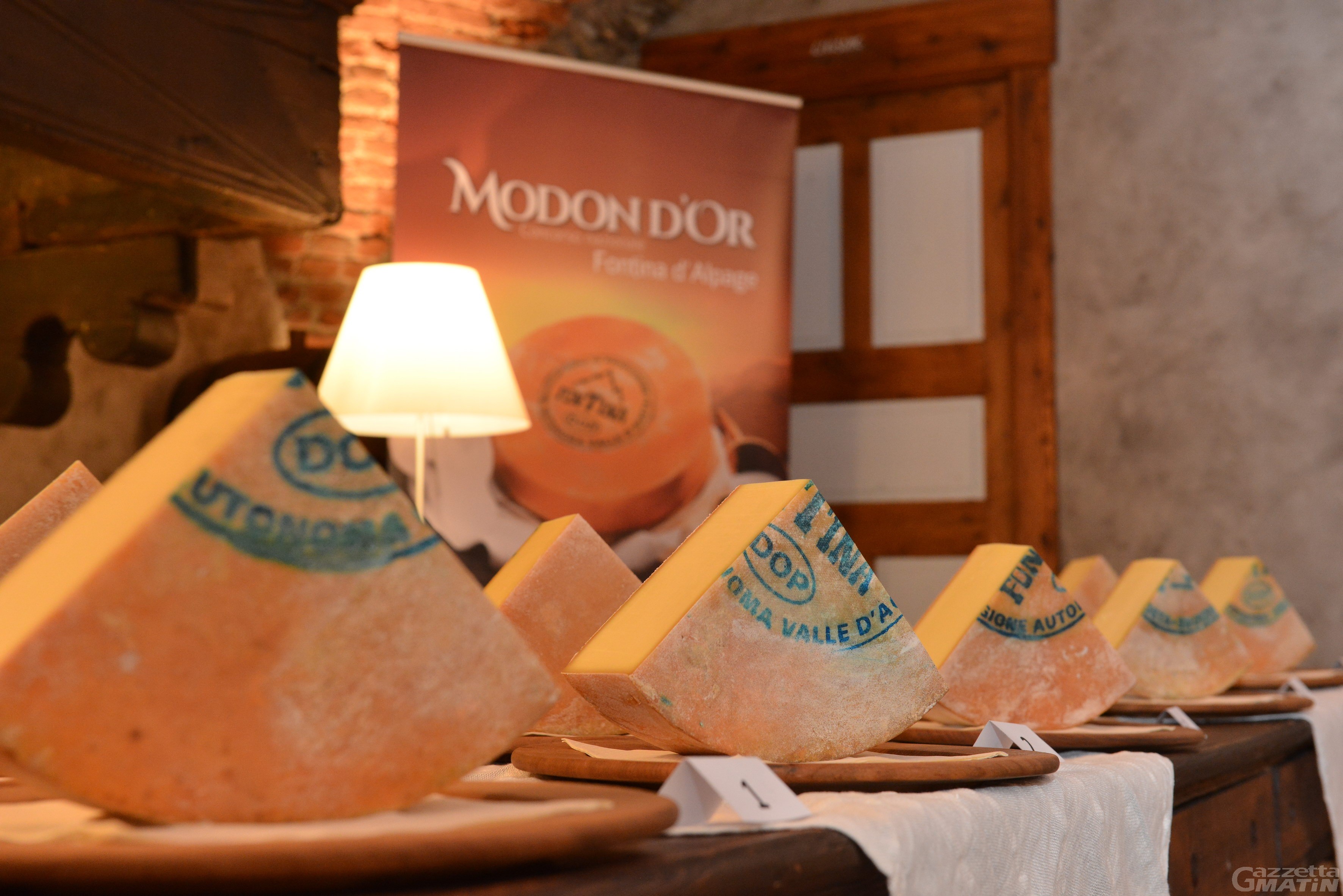 Modon d’Or: il Concorso nazionale Fontine d’alpeggio premia le 10 migliori fontine 2020 Modon d’Or: il Concorso nazionale Fontine d’alpeggio premia le 10 migliori fontine 2020