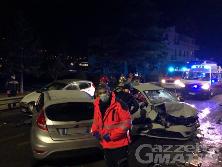 Incidente stradale a Gressan: una 26enne finisce in rianimazione