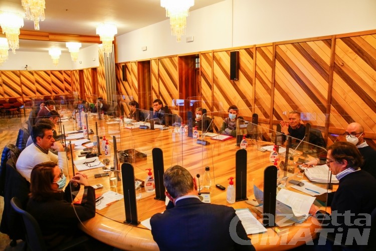 Courmayeur resta con Pré-Saint-Didier, Rota: «la scelta migliore per l’Unité» Courmayeur resta con Pré-Saint-Didier, Rota: «la scelta migliore per l’Unité»