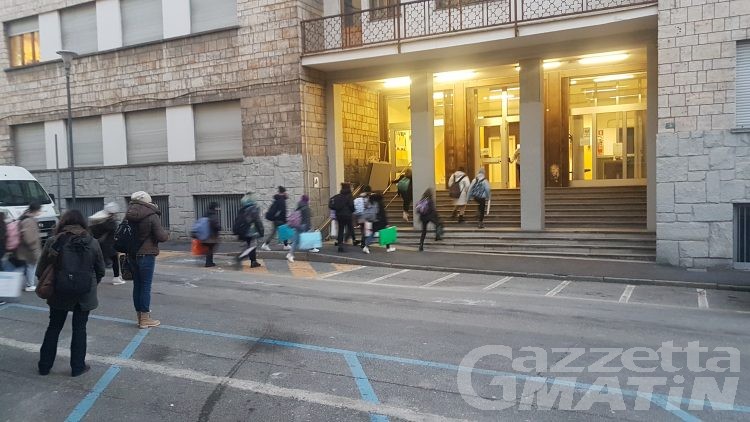 Scuola, Valle d’Aosta: superiori in presenza al 75% dal primo marzo