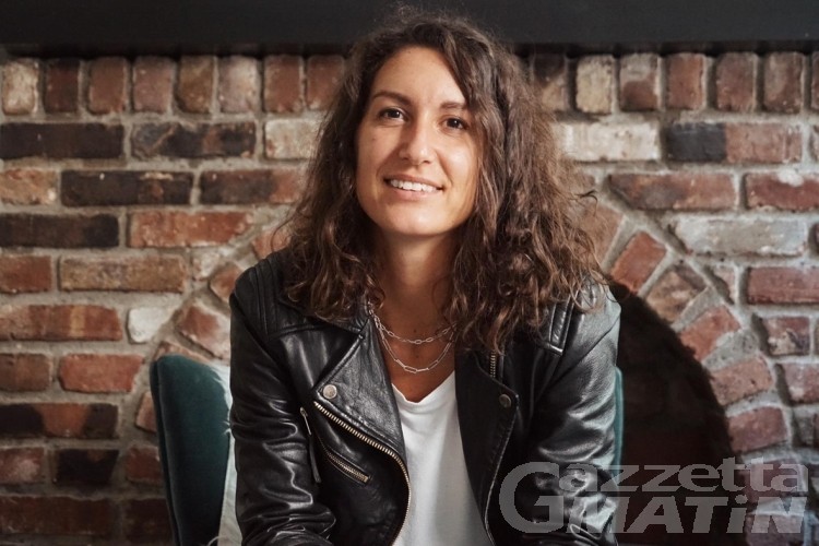 Gioielli, Nathalie Rollandin realizza ‘piccole cose’ con un grande cuore