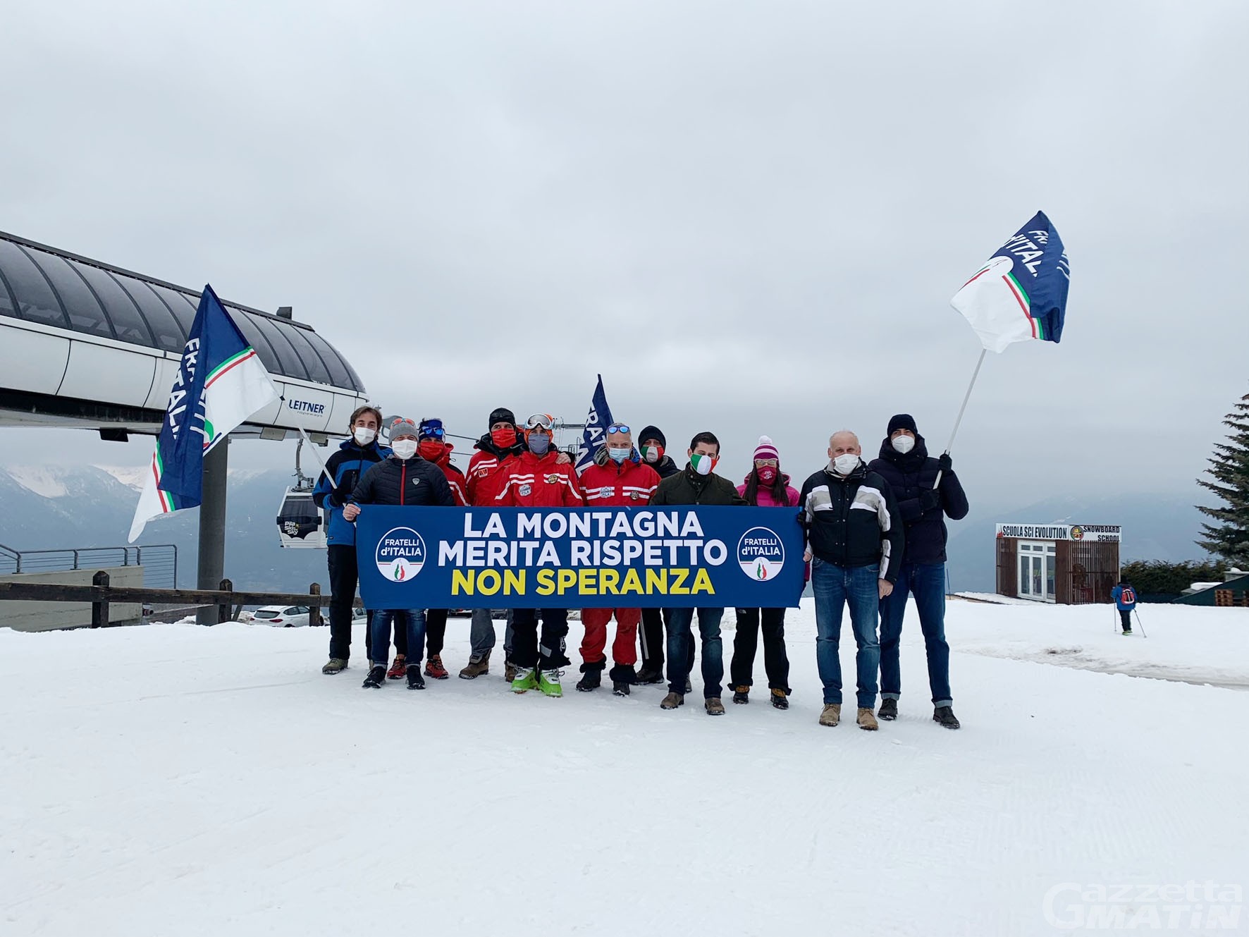 Fratelli d’Italia: manifestazione a Pila a sostegno del mondo dello sci