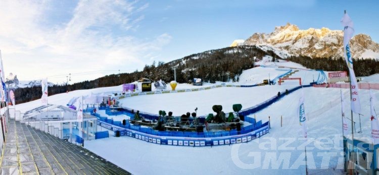 Mondiali Cortina, dopo la neve la nebbia: annullato il Super G donne