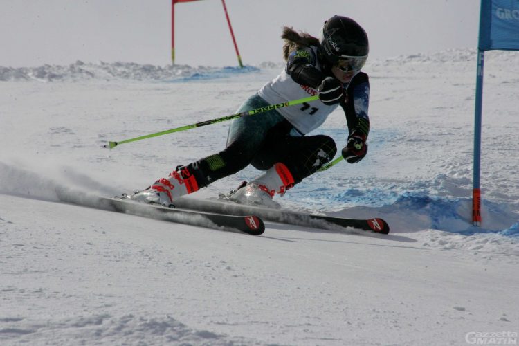 Sci alpino: Anaïs Lustrissy e Edoardo Rossi vincono superG a Pila