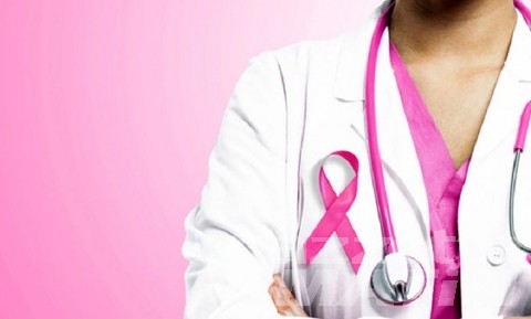 Tumore al seno: test genomici gratuiti per le donne valdostane
