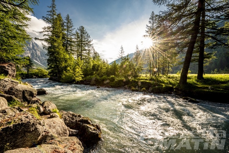 Courmayeur, un’ovovia per salire in Val Ferret