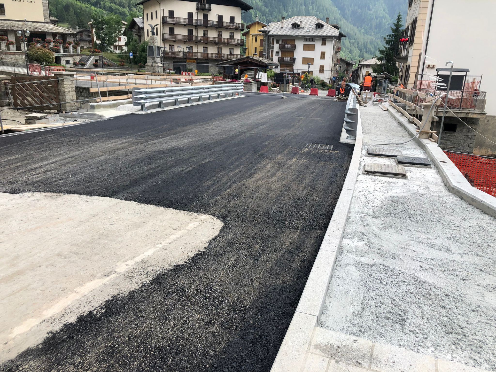 Gaby, il nuovo ponte sul torrente Niel apre il 22 giugno Gaby, il nuovo ponte sul torrente Niel apre il 22 giugno