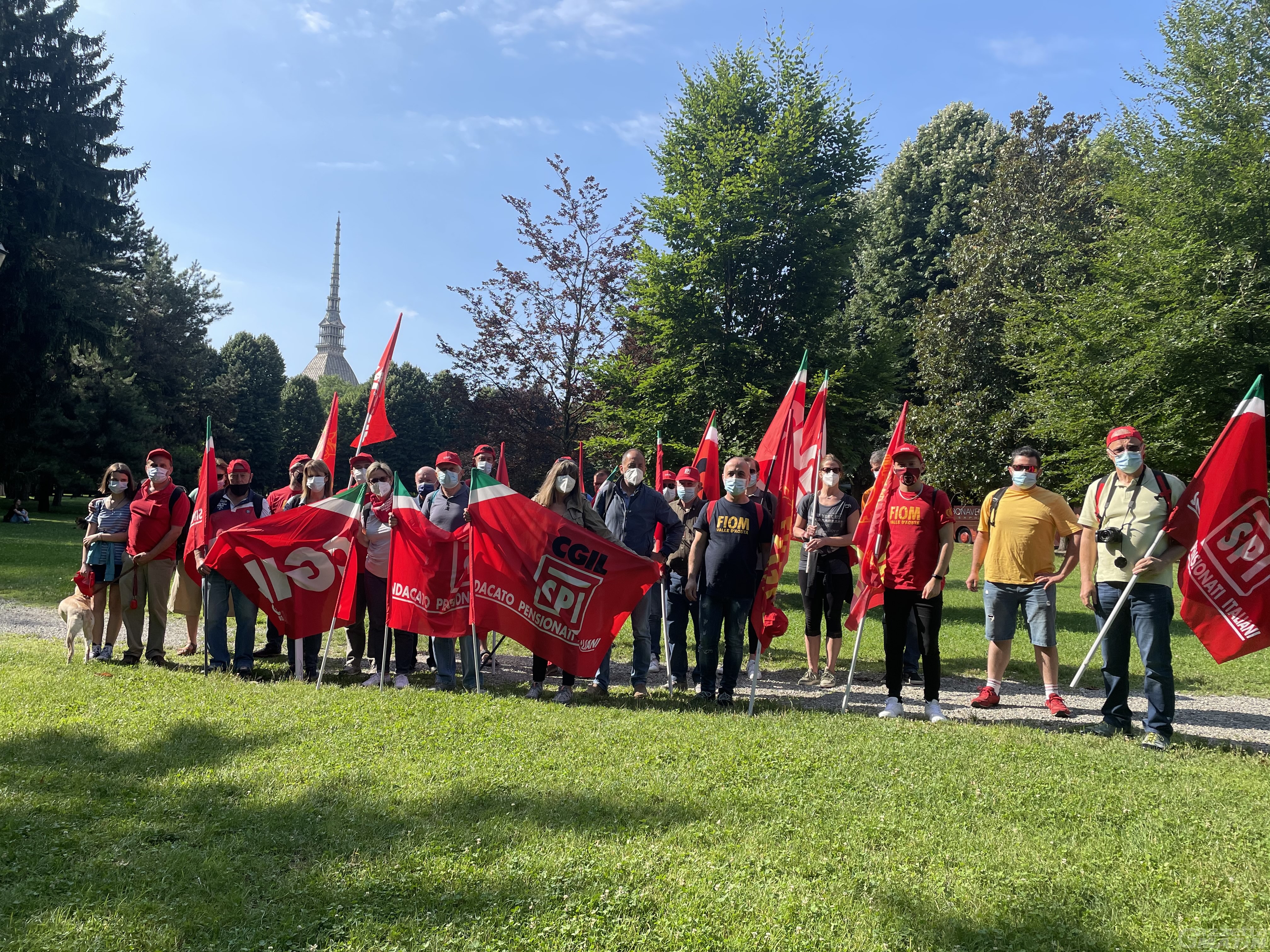 Ripartiamo insieme: Cgil, Cisl e Uil a Torino per la mobilitazione nazionale Ripartiamo insieme: Cgil, Cisl e Uil a Torino per la mobilitazione nazionale