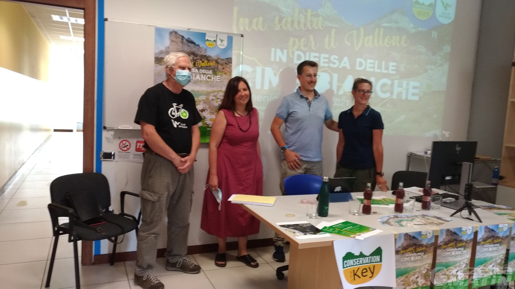 Val d’Ayas: Una salita per il vallone in difesa delle Cime Bianche contro il mega comprensorio sciistico Val d’Ayas: Una salita per il vallone in difesa delle Cime Bianche contro il mega comprensorio sciistico