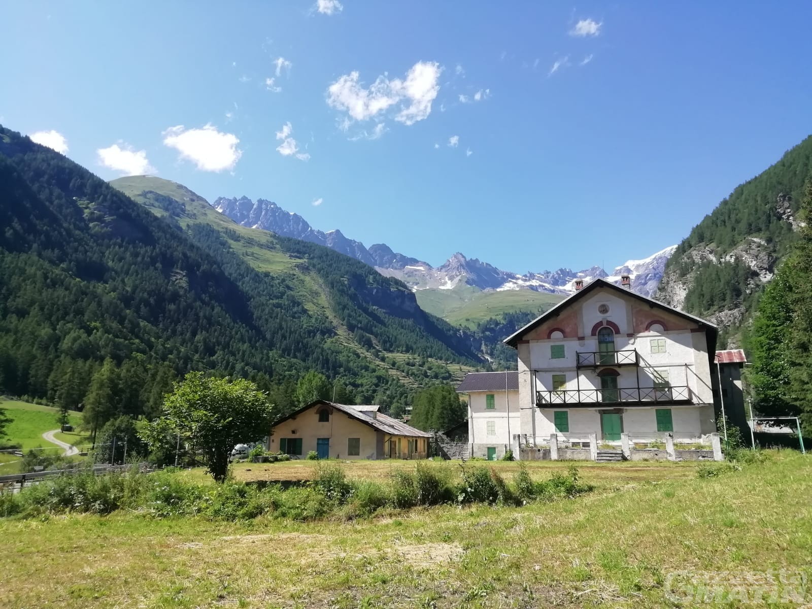 Arte, storia e due privati: così la Casa Alpina di Ollomont si trasforma in un museo Arte, storia e due privati: così la Casa Alpina di Ollomont si trasforma in un museo