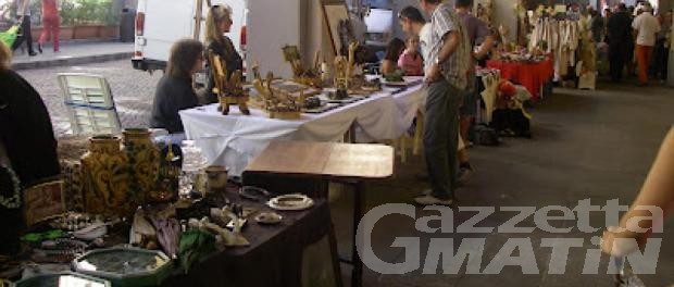 Torna per la patronale di San Grato ad Aosta la mostra-mercato “Le Grenier en Place” Torna per la patronale di San Grato ad Aosta la mostra-mercato “Le Grenier en Place”