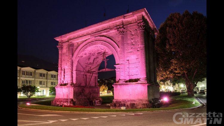 Tumore al seno: un incontro per dare voce a 37 mila pazienti