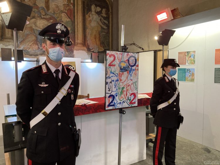 Carabinieri: presentato il calendario 2022, tra le tavole di Chia e i racconti di Lucarelli
