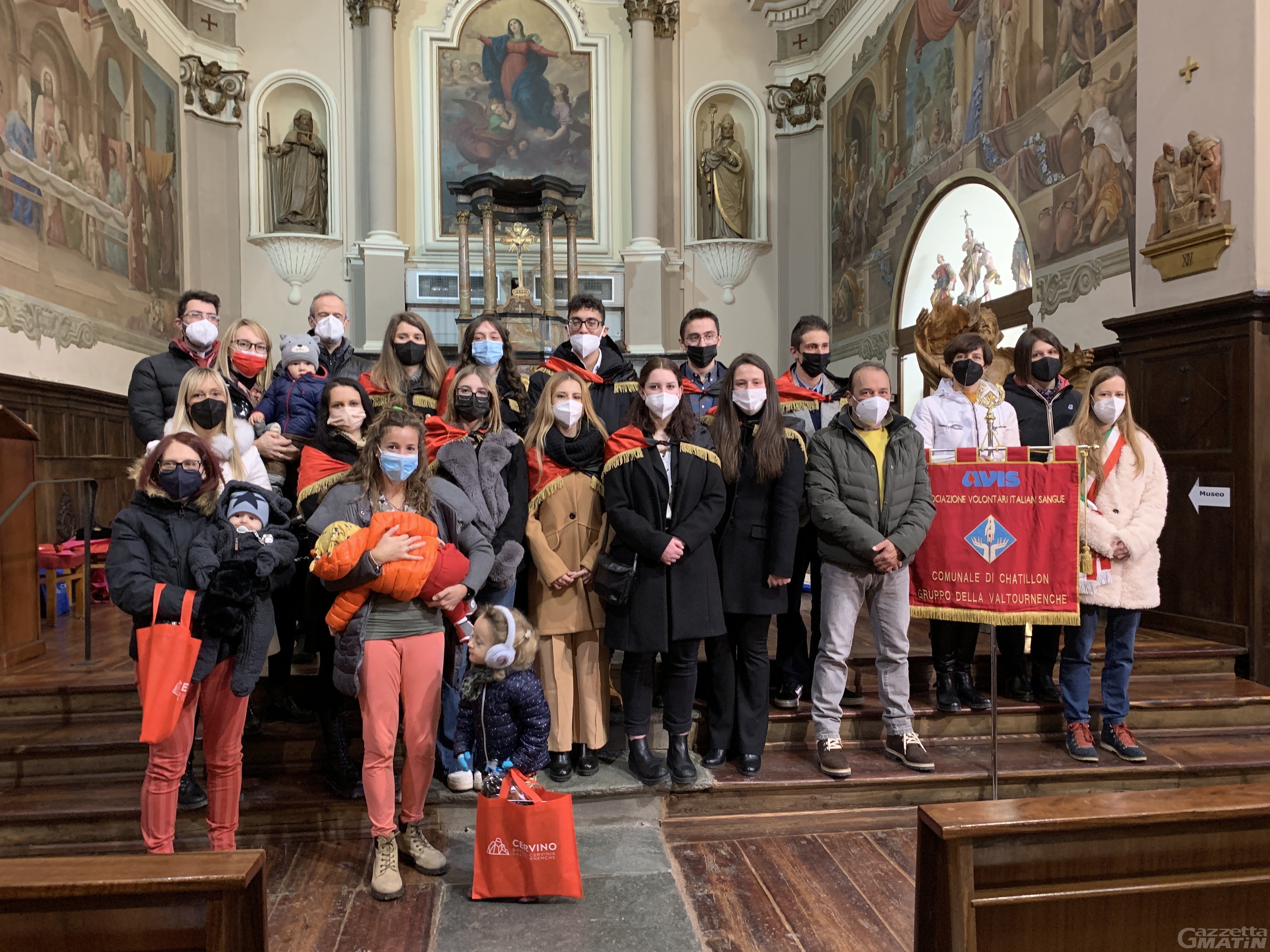 Valtournenche festeggia il patrono con i doni a nuovi nati e neo maggiorenni Valtournenche festeggia il patrono con i doni a nuovi nati e neo maggiorenni