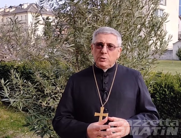 Il messaggio del vescovo Lovignana: «Santificare la Pasqua di Resurrezione con gesti di pace quotidiani»