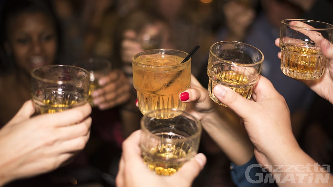 Alcool e giovani: una giornata di studio sul consumo Alcool e giovani: una giornata di studio sul consumo