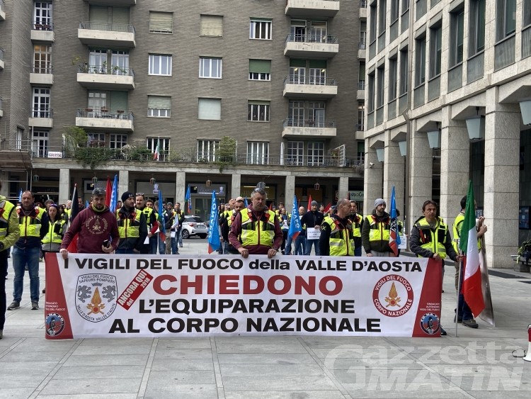 Forestali e Vigili del fuoco: mercoledì incontro in Regione per evitare lo sciopero