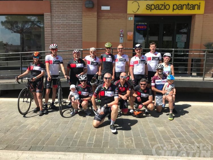 Ciclismo: tanti valdostani al traguardo della mitica Nove Colli