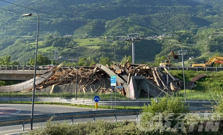 Aosta: la tangenziale riapre in anticipo