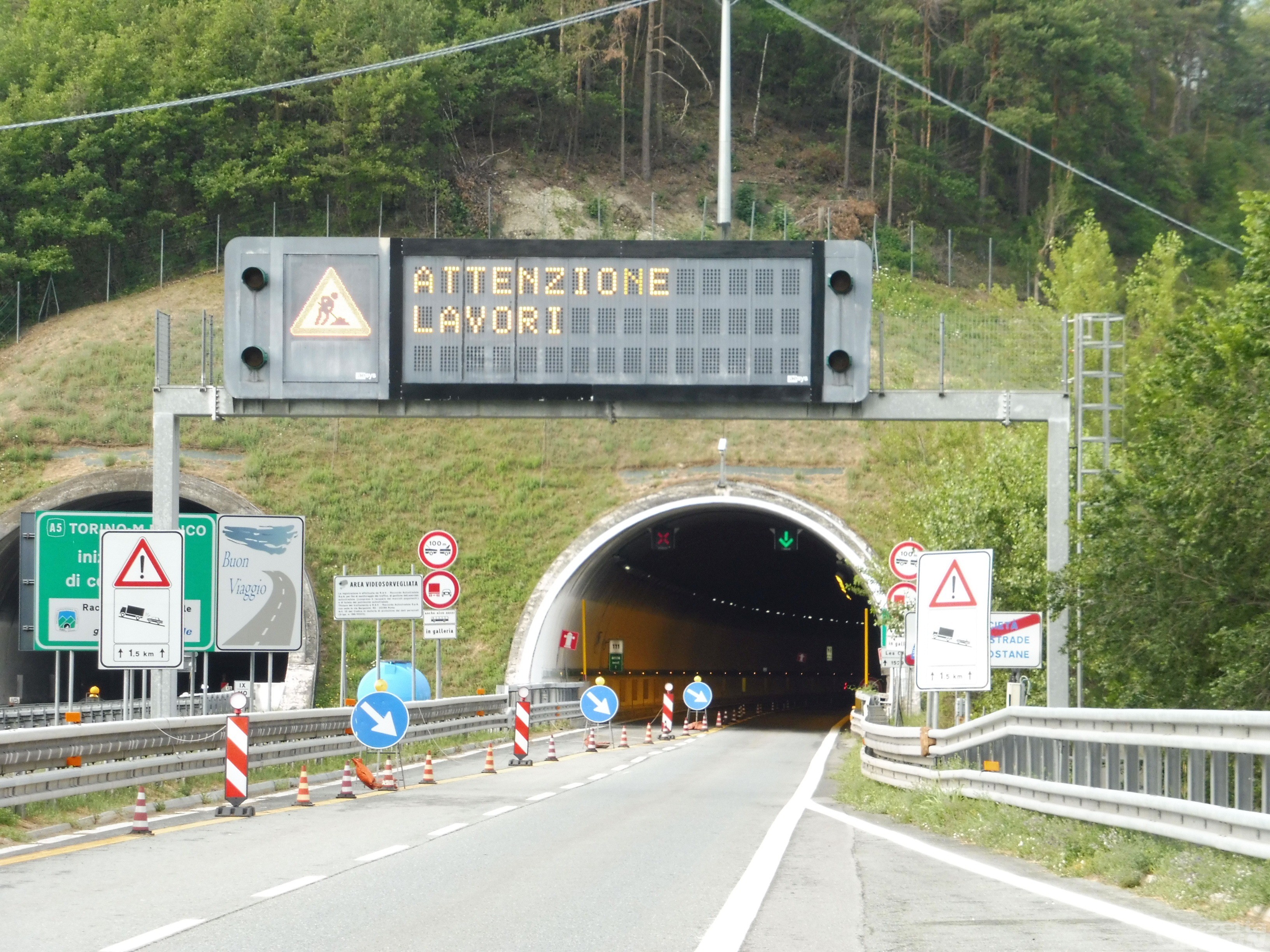 Viabilità: chiude il tratto autostradale dell’A5 tra Aosta e Saint-Pierre
