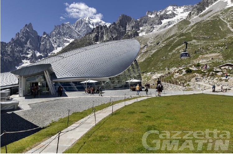 Skyway riapre e accoglie Lo Tsaven des nuages, l’agrimercato più alto